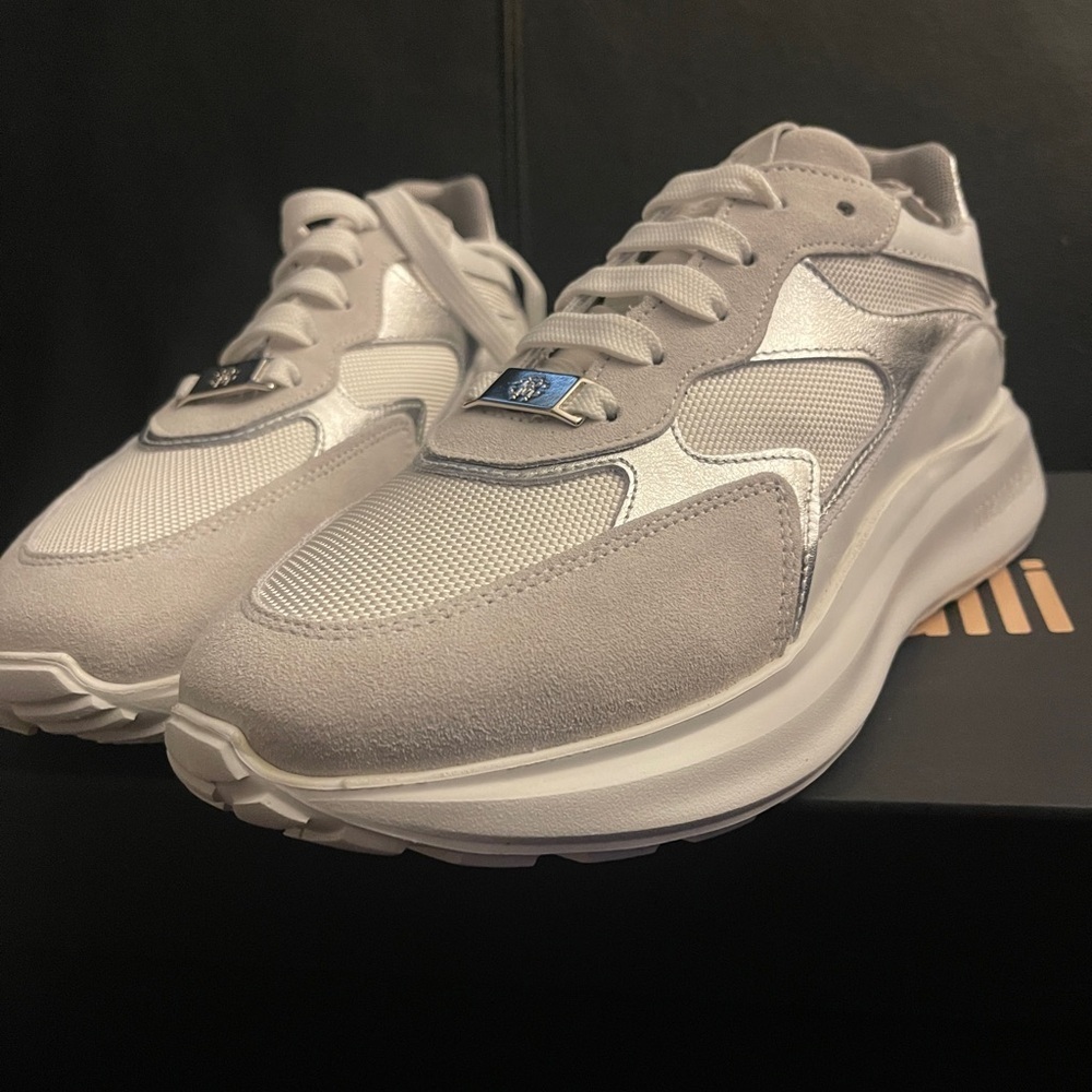 ROBERTO CAVALLI Laced Sneakers w/ Mixed Inserts Women Size 1O- Men 8.5 NWB W/COA
